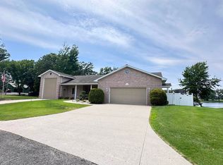 1535 Howard Rd, Marion, IL 62959