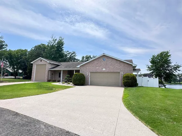 1535 Howard Rd, Marion, IL 62959
