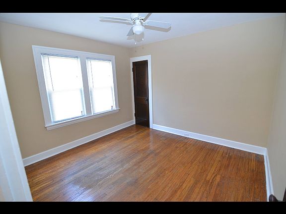 4th image of 12818 Franklin Blvd #Down
