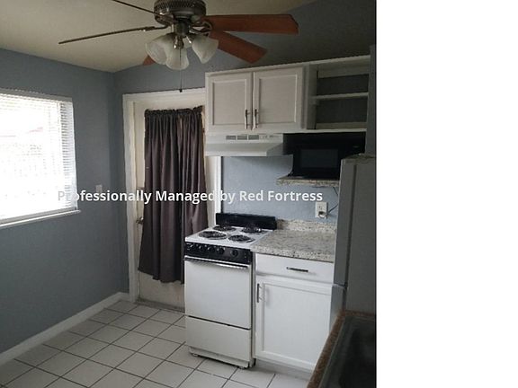 3rd image of 298 Lowell Ave