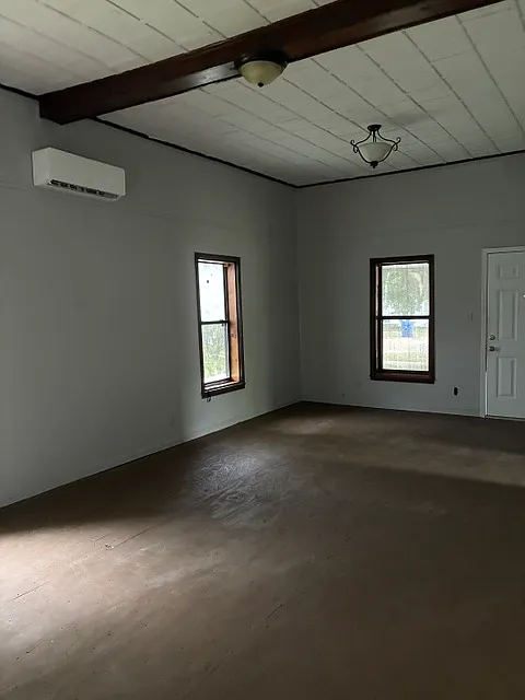 3 bed, 1496 sqft, $1,100 — Photo 4