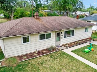 5241 Riviera Dr, Fort Wayne, IN 46825