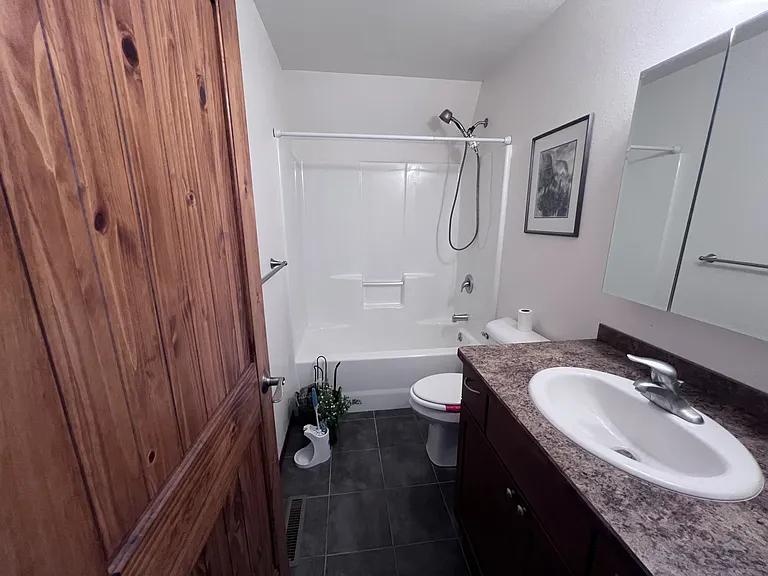 7250 Spring Creek Trl — Photo 9