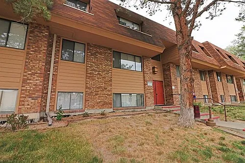 1140 Walnut Ave Photo 1