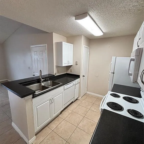2030 Cascades Blvd #303 — Photo 4