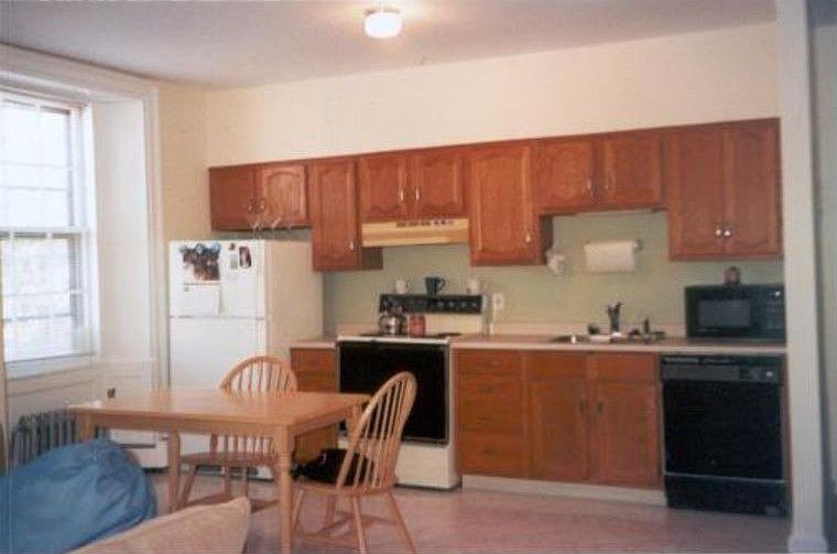 1st image of 105 Essex St APT 2A