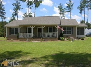 458 Reid Cir, Metter, GA 30439