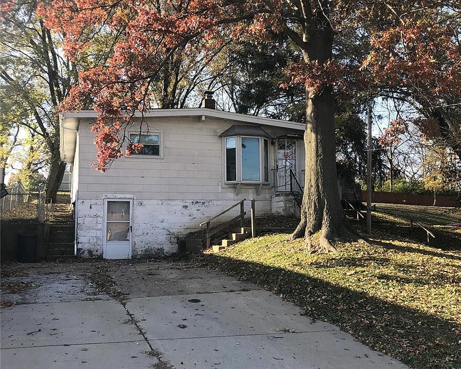 1st image of 21 Reading Ave