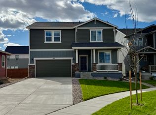 2743 Crystal Springs Ln, Longmont, CO 80503