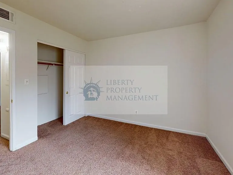 1313 Floyd Ave #119 — Photo 10