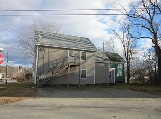 15 Jordan St APT 2, Berwick, ME 03901