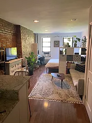 Rented by Weinstein Realty Group