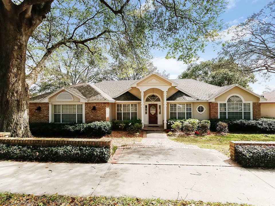 1st image of 941 Sunny Dell Dr