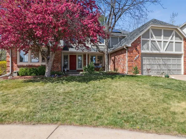 6213 S Lima Way, Englewood, CO 80111