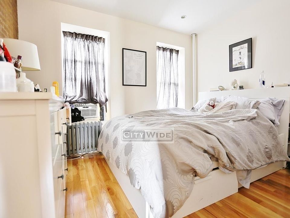 2nd image of 42 Clinton St APT 3A
