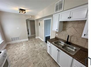 1009 W 58th St #1, Chicago, IL 60621