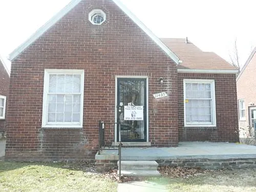 11459 Lakepointe St photo 1
