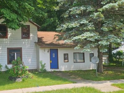 515 Osterhout St, Schoolcraft, MI, 49087