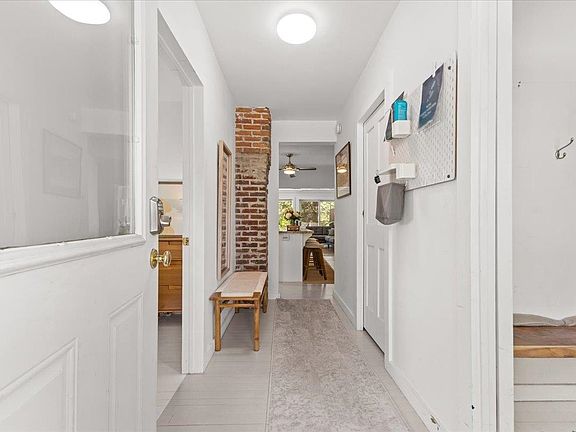 5th image of 61 Harrison Avenue