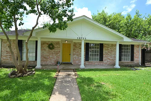 12711 Westleigh Dr Photo 1