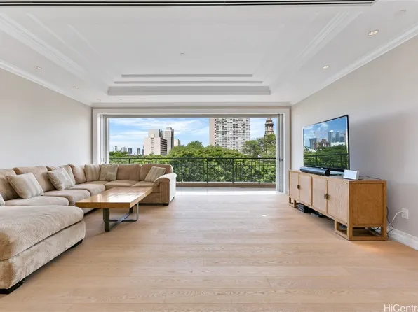 1740 S Beretania St APT 24, Honolulu, HI 96826