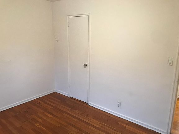 3rd image of 14133 78th Ave #2A