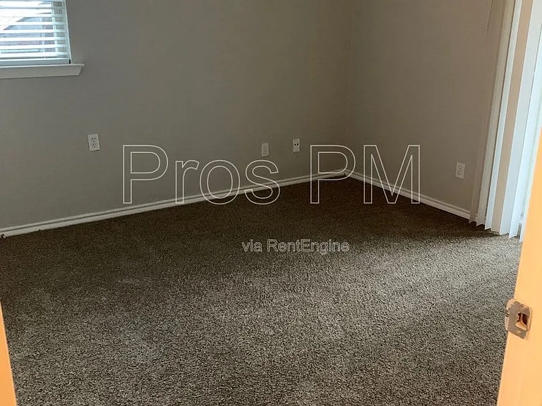 Monarch Place — Photo 27