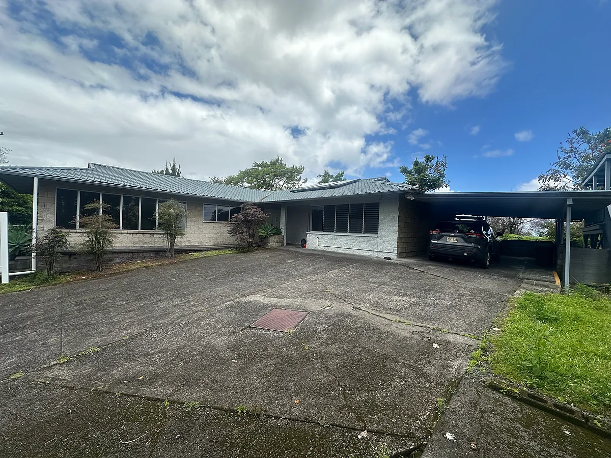 Building Photo - 167 Kaunaloa St