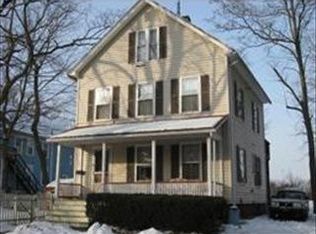 106 Gray St, Amherst, MA 01002