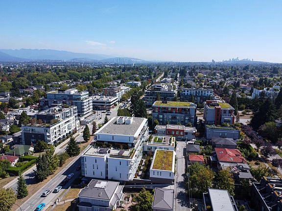 4th image of 4111 Ash St