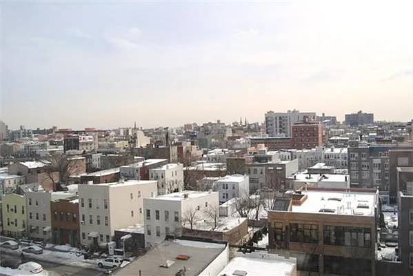 Sold by Luxe Group | media 5