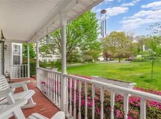 3 Johnette Ct, Rocky Point, NY 11778