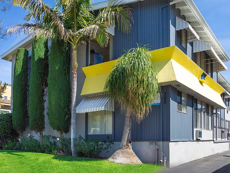 320 Cornell Dr #C — Photo 1