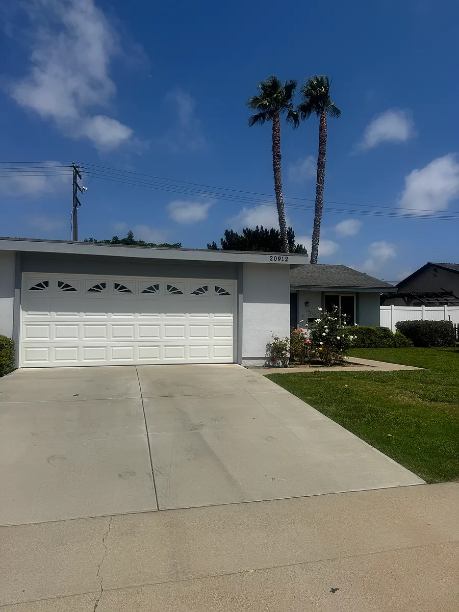 Building Photo - 20912 Crestview Ln