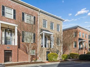 941 Persimmon Point, Sandy Springs, GA 30328