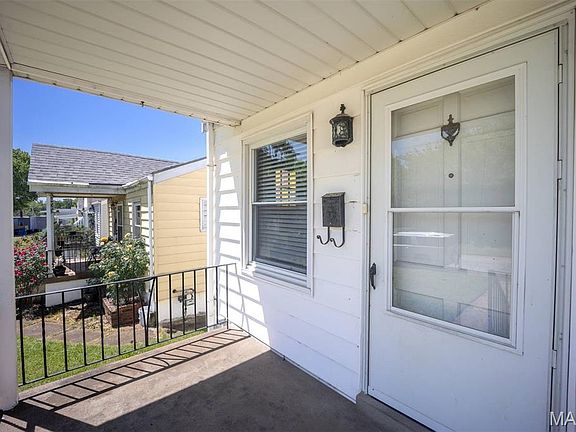 5th image of 1411 Holden Ave