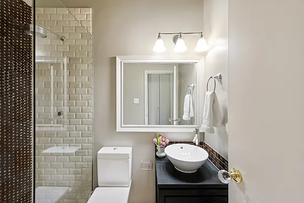 Sold by Nest Seekers International | media 15