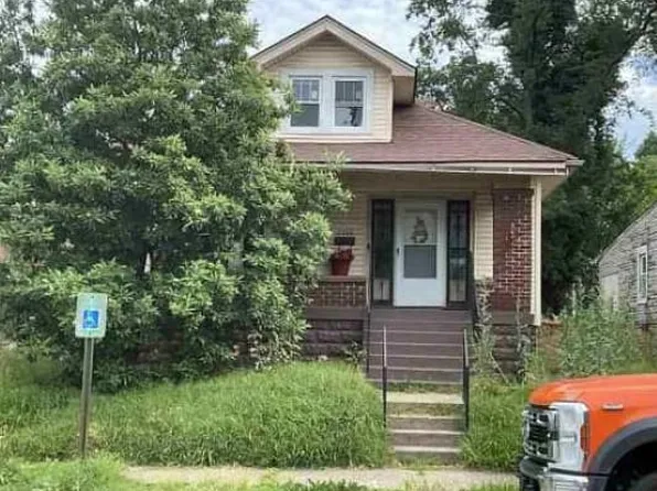 2213 Grand Ave, Louisville, KY 40210