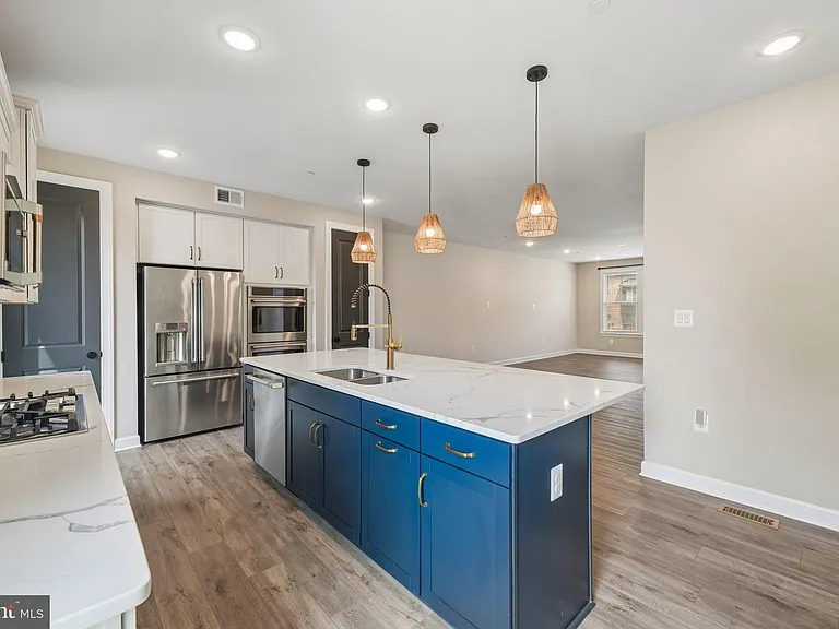 7202 Mountaineer Dr — Photo 6