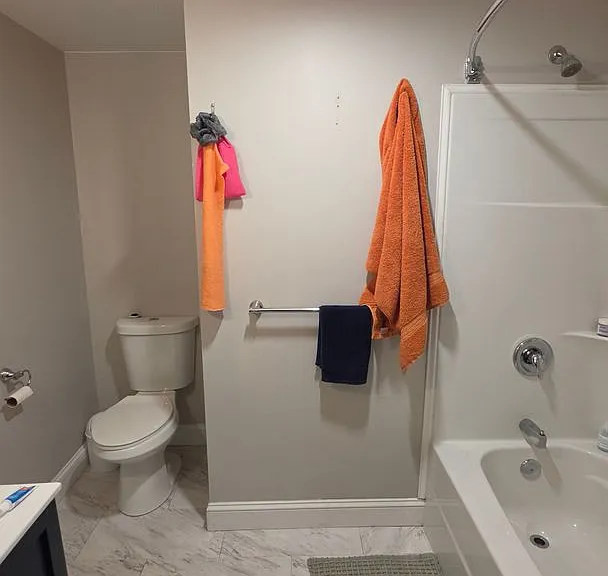 282 Ethan Allen Pkwy #1 — Photo 18