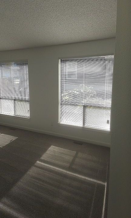 1st image of 12524 NE 65th Ct