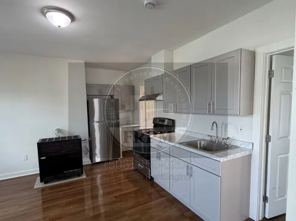 297 N Front St, New Bedford, MA