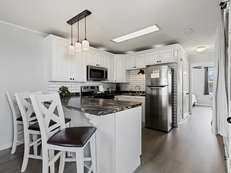 108 Lake Park Blvd S #107 — Photo 5