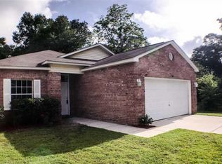 648 Saleta St, Pensacola, FL 32534