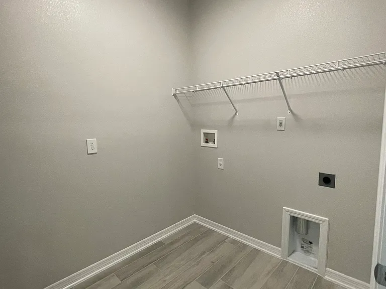 15911 Grafton Way — Photo 10
