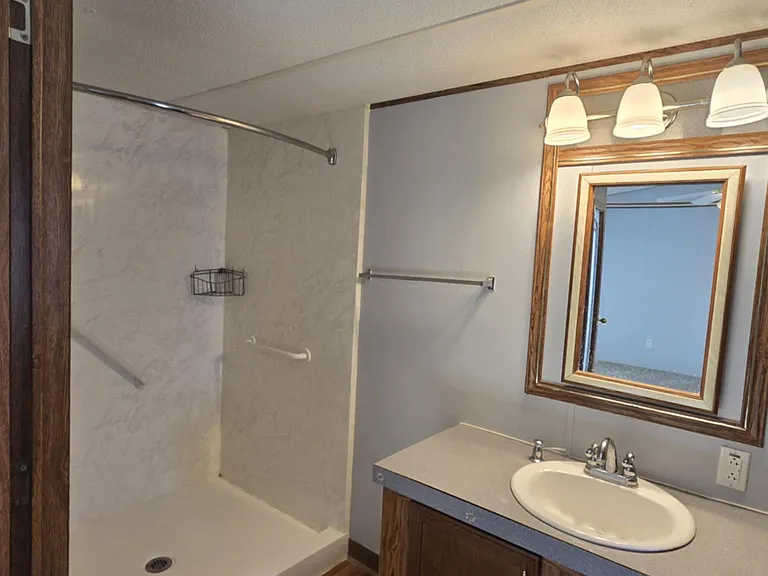 Southwoods MHP — Photo 15