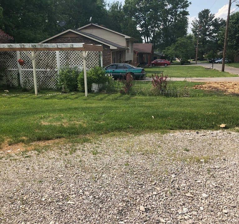 1st image of 805 Martin Luther King Jr Ct