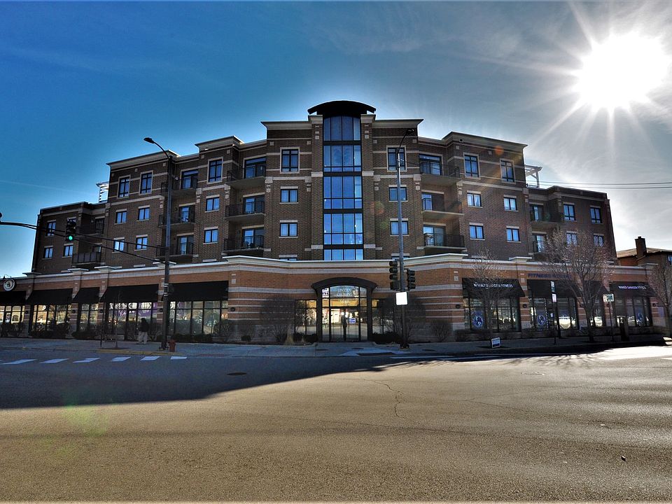 1st image of 5588 N Lincoln Ave APT 208