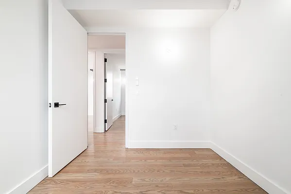 Rented by Twin Group | media 22