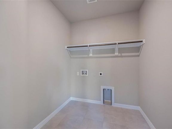 3rd image of 1600 Emerald Brook Ct